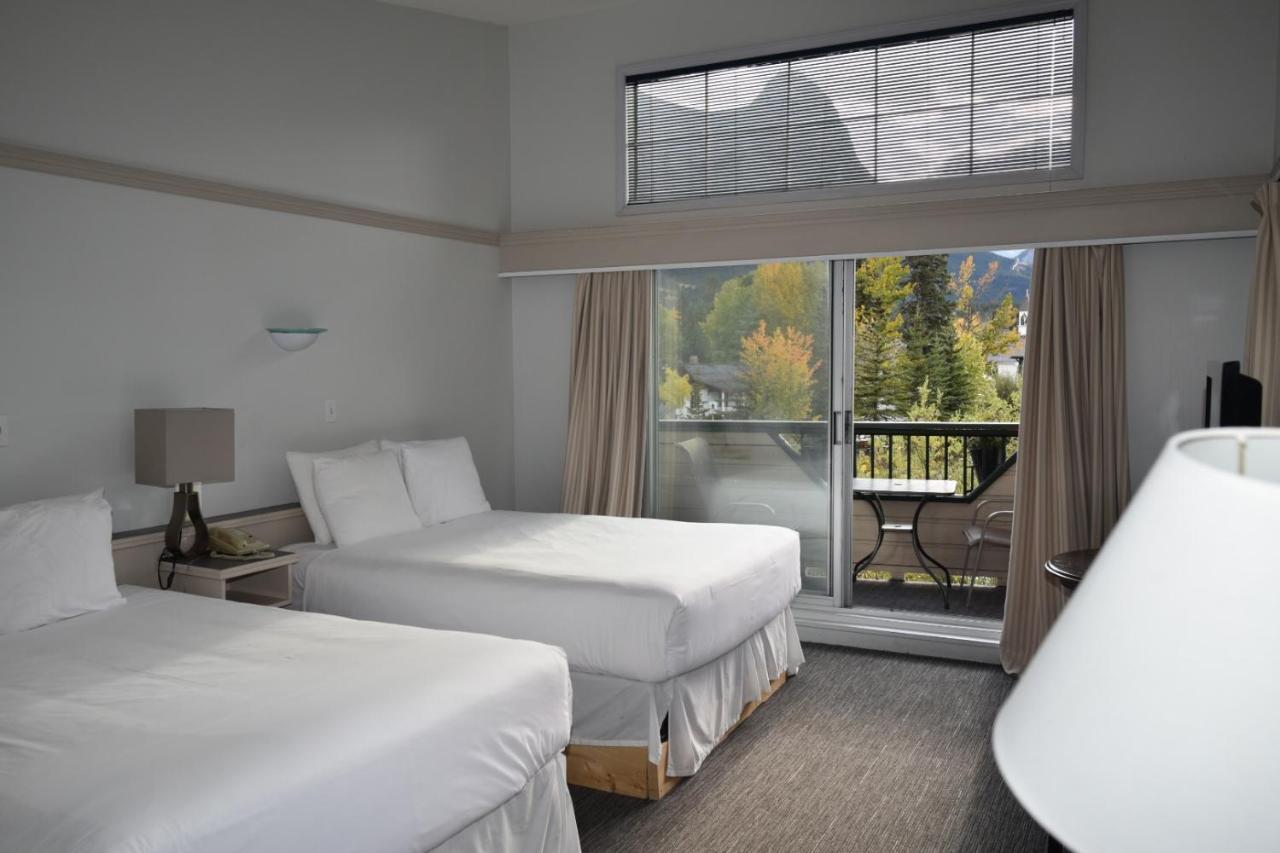 The Drake Inn Canmore Exteriör bild
